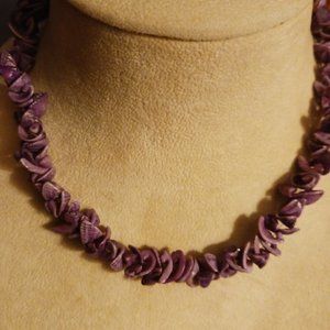 Hawiian Puka Shells purple short necklace with barrel closure
